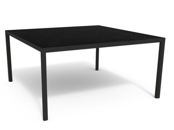 Quadratischer Gartentisch | RODA | Plein Air
