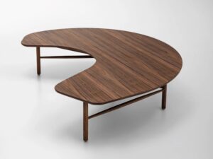 Niedriger Couchtisch aus Walnuss | Paola Lenti