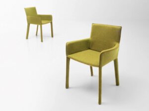 Stuhl aus Stoff mit Armlehnen | Paola Lenti