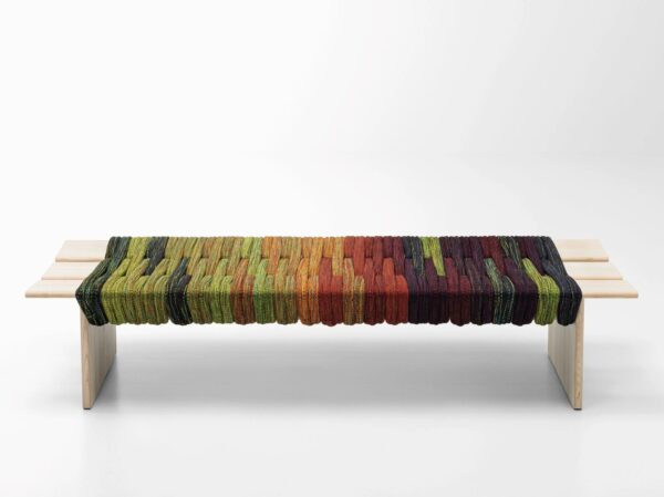 Sitzbank aus massivem Holz | Paola Lenti