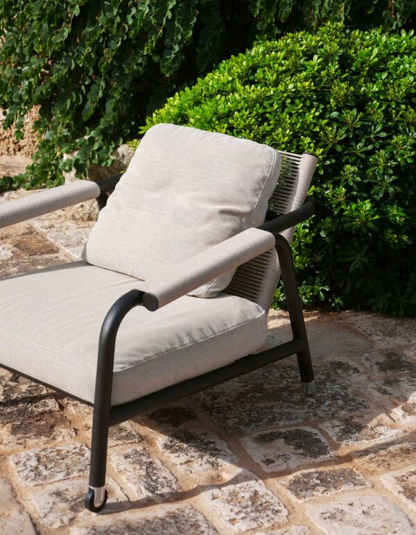 Gartensessel aus Stoff mit Armlehnen | RODA | Astra - Image 17