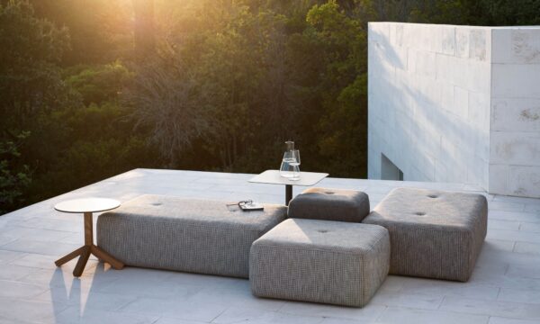 Quadratischer Sitzpouf für den Außenbereich aus Stoff | RODA | Double - Image 6