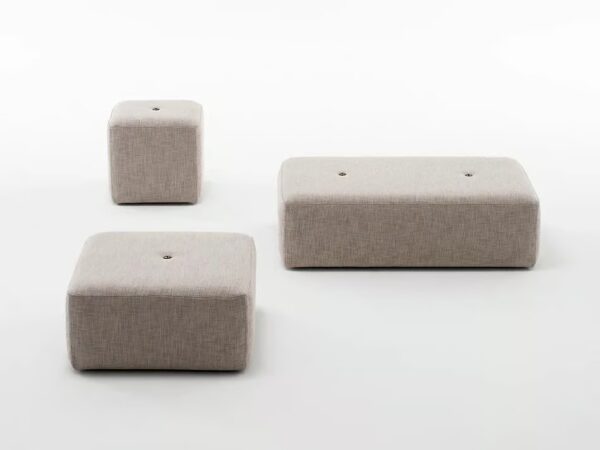 Quadratischer Sitzpouf für den Außenbereich aus Stoff | RODA | Double - Image 3