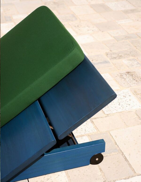 Verstellbarer Gartenliege aus Irokoholz mit Rollen | RODA | Eolie - Image 12