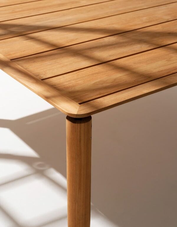 Quadratischer Gartentisch aus Teakholz | RODA | Levante - Image 2