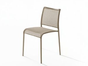 Stapelbarer Gartenstuhl aus Polyester | Desalto | Sand