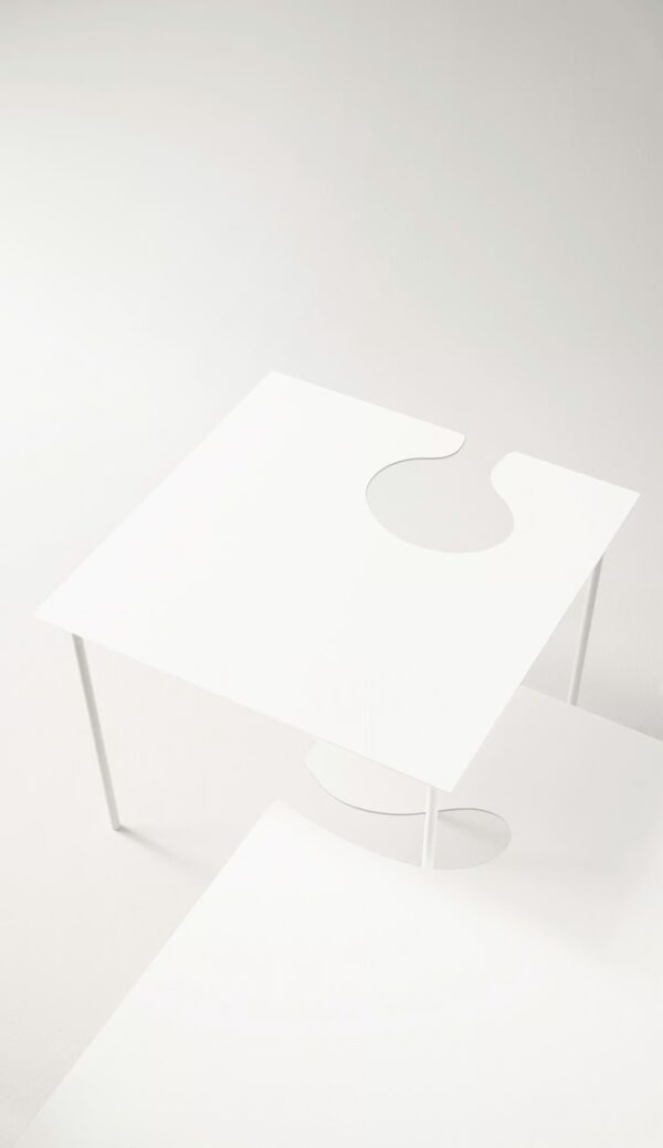 Couchtisch aus Blech | Desalto | Softer Than Steel - Image 5