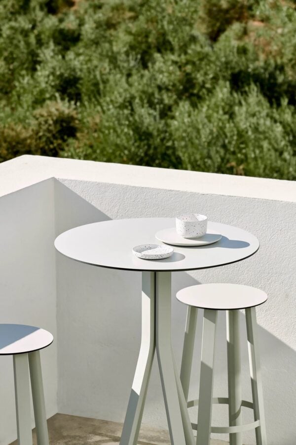 Hocker | GANDIABLASCO | Stack - Image 3