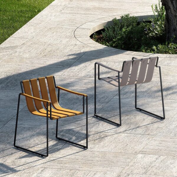 Mit Kufengestell Gartenstuhl aus kunstleder mit Armlehnen | Royal Botania | Strappy - Image 4