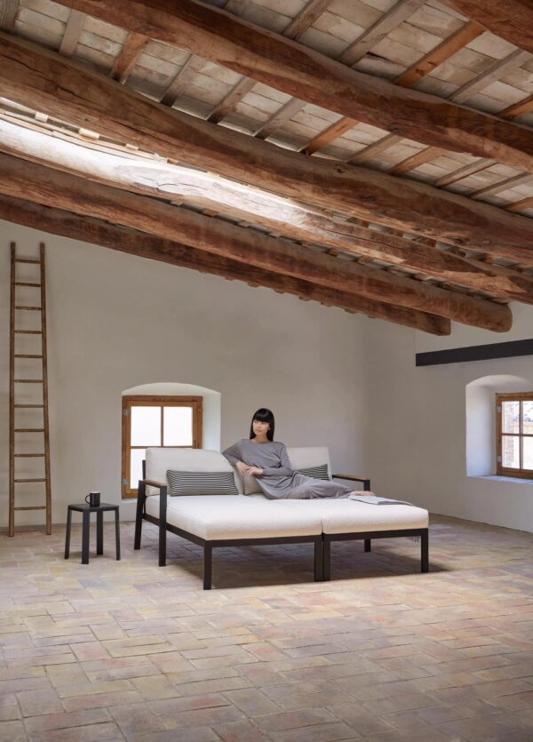 Sofa | GANDIABLASCO | Timeless - Image 19
