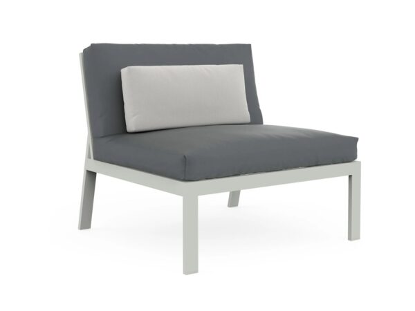 Sofa | GANDIABLASCO | Timeless - Image 3