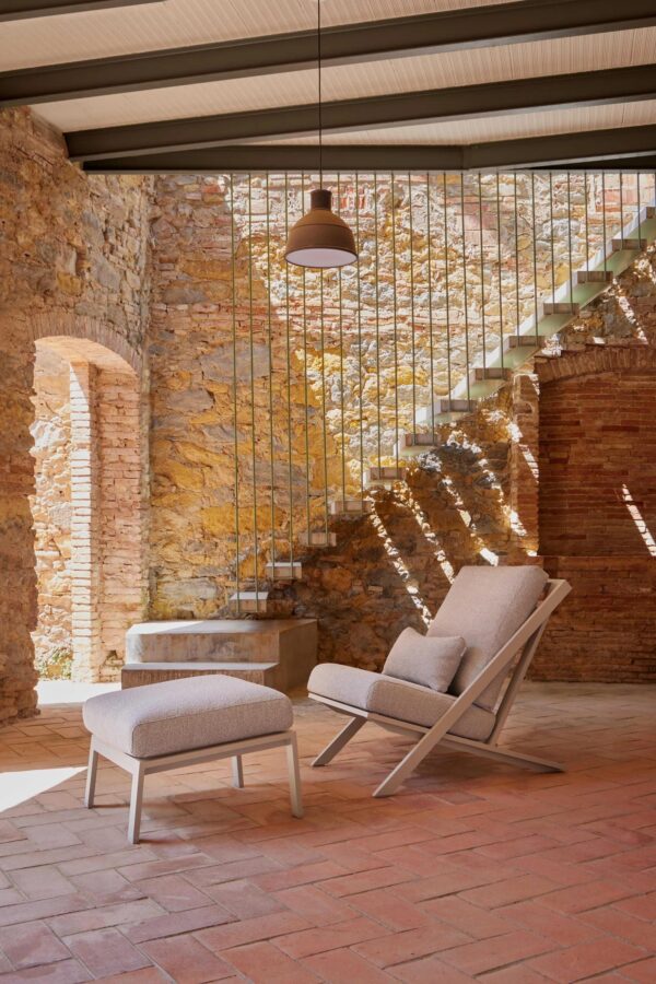 Loungesessel aus Stoff | GANDIABLASCO | Timeless - Image 11