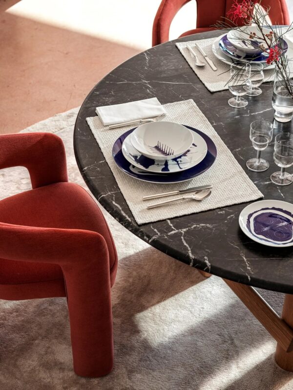 Tiefer Tellerset aus Porzellan | Cassina | Le Monde de Charlotte Perriand - Image 7