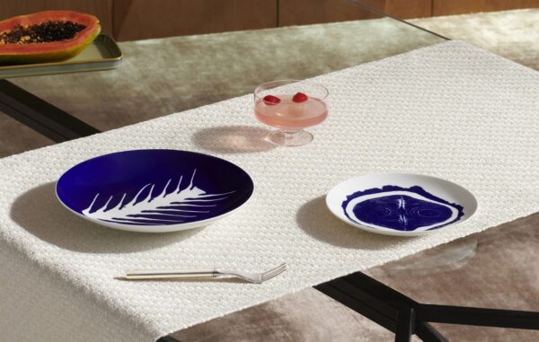 Tellerset aus Porzellan | Cassina | Le Monde de Charlotte Perriand - Image 12