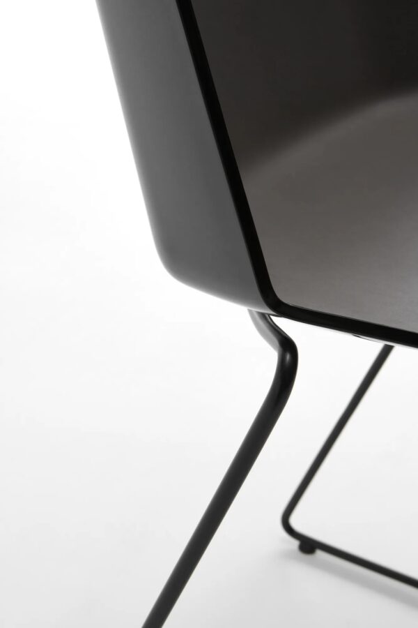 Mit Kufengestell Hocker aus Polypropylen mit Rückenlehne | MDF Italia | Aïku - Image 6