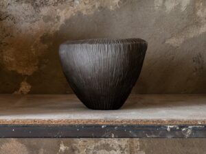 Handgearbeiteter Gartenvase aus Terrakotta | DOMANI