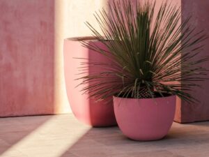Hoch- Handgearbeiteter Gartenvase aus Terrakotta | DOMANI