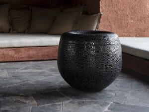 Niedriger Handgearbeiteter Gartenvase aus Terrakotta | DOMANI | Batur