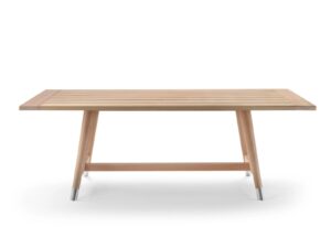 Gartentisch aus Irokoholz | Flexform