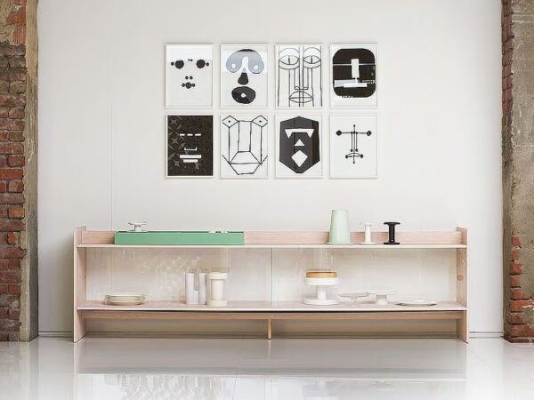 Sideboard aus Holz und Glas | Paola Lenti
