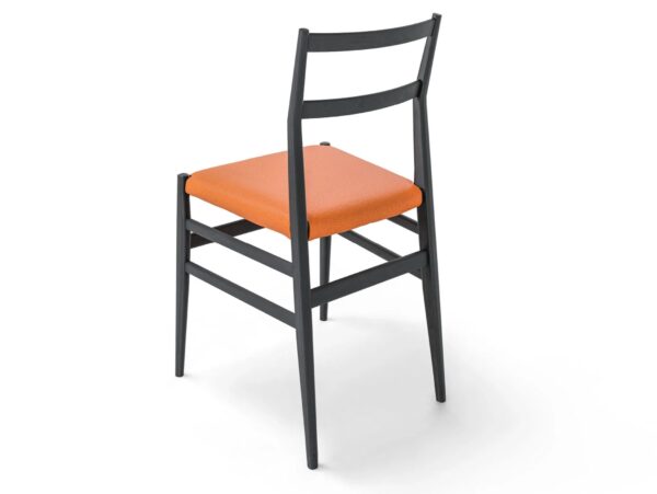 Stuhl aus massivem Holz | Cassina - Image 3