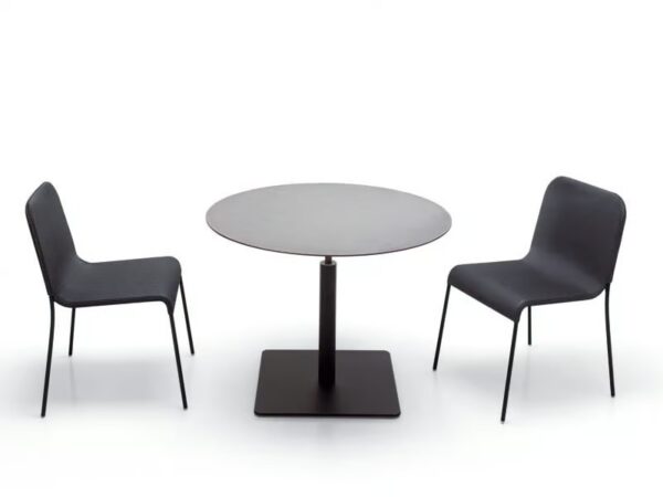 Stapelbarer Gartenstuhl aus Polyester | Paola Lenti - Image 2