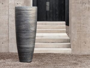 Hoch- Handgearbeiteter Gartenvase aus Terrakotta | DOMANI