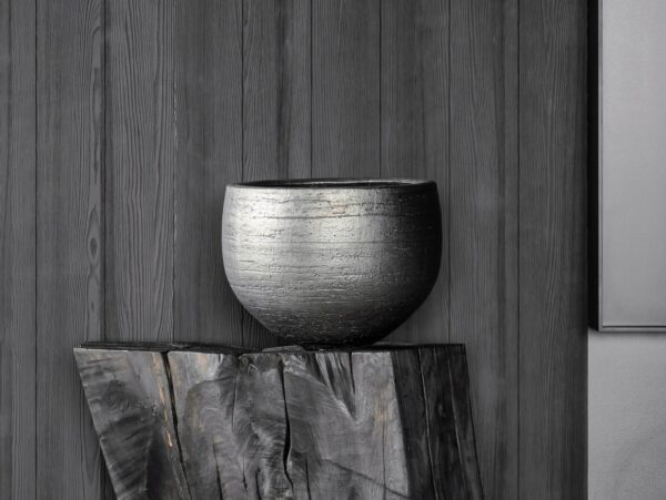 Niedriger Handgearbeiteter Gartenvase aus Terrakotta | DOMANI