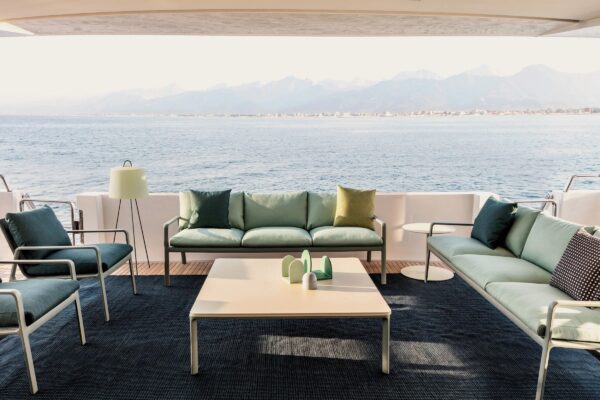 Niedriger quadratischer Couchtisch aus Stein | Kettal | Park Life - Image 3