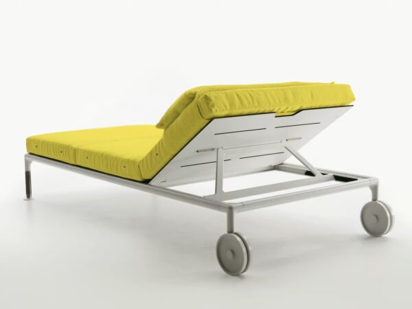 Verstellbarer Gartenliege aus Stoff mit Rollen | B&B Italia Outdoor | Springtime - Image 2