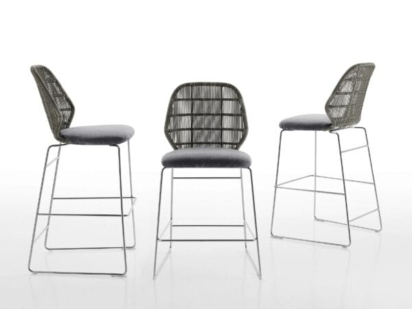 Mit Kufengestell Gartenhocker mit Fußstütze | B&B Italia Outdoor | Crinoline