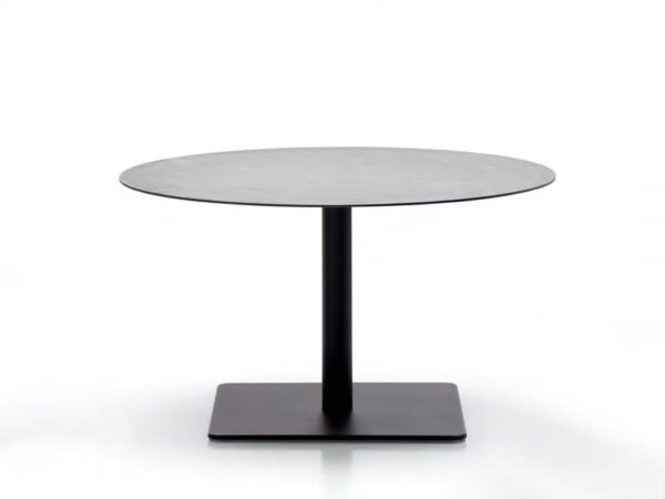 Tisch | Paola Lenti | Giro