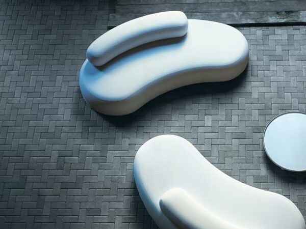 Geschwungenes Sofa | Living Divani - Image 6