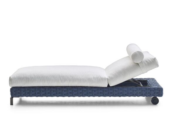 Verstellbarer Gartenliege mit Rollen | B&B Italia Outdoor | Ray