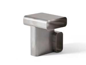 Couchtisch aus Edelstahl | Cassina | Soft Corners