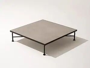 Quadratischer niedriger Garten-Beistelltisch aus Feinsteinzeug 106 | RODA | Stresa